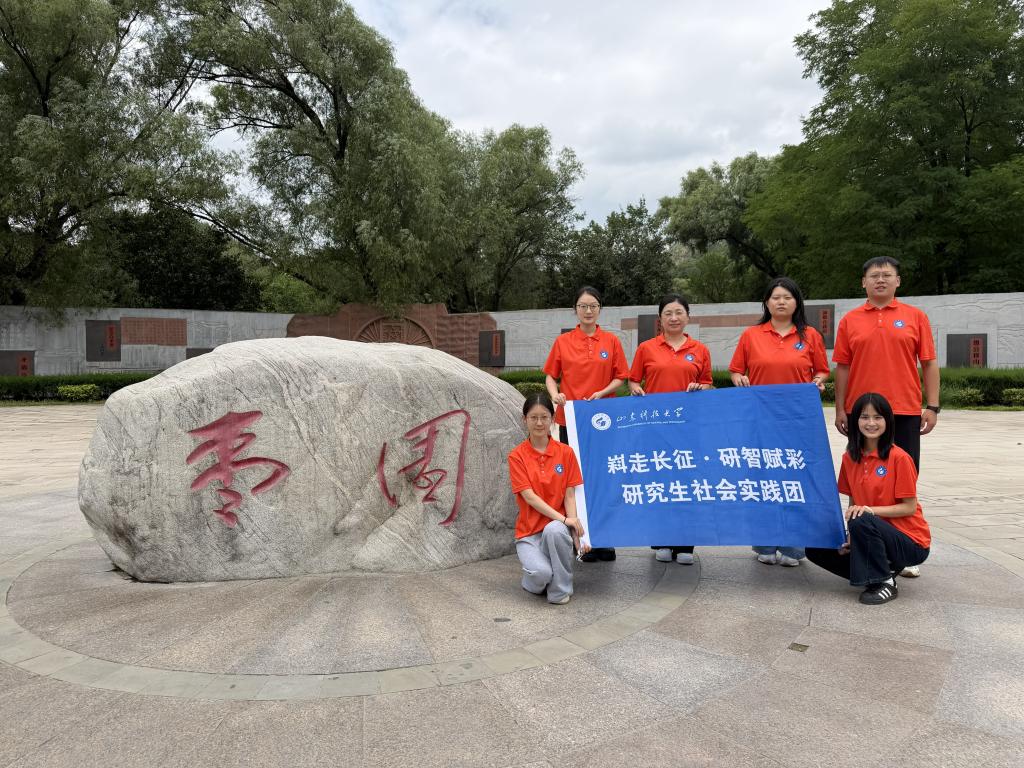 调研访谈和主题宣讲等多样化形式在行走